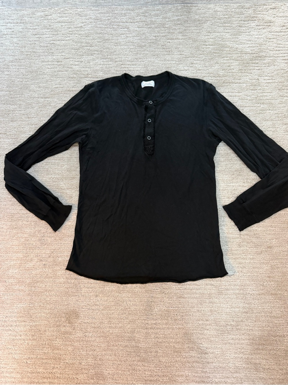 Men's Black Long-Sleeve Henley Shirt M